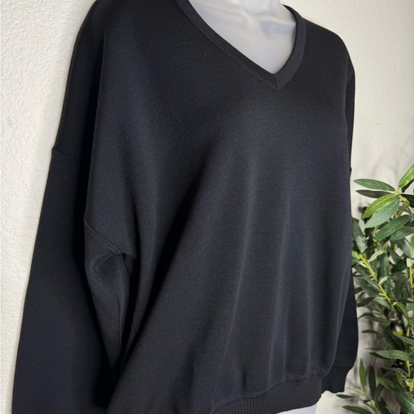St. Croix Black Merino Wool Sweater Men’s M USA Made Pullover Knit V-Neck Vintag - Picture 2 of 6